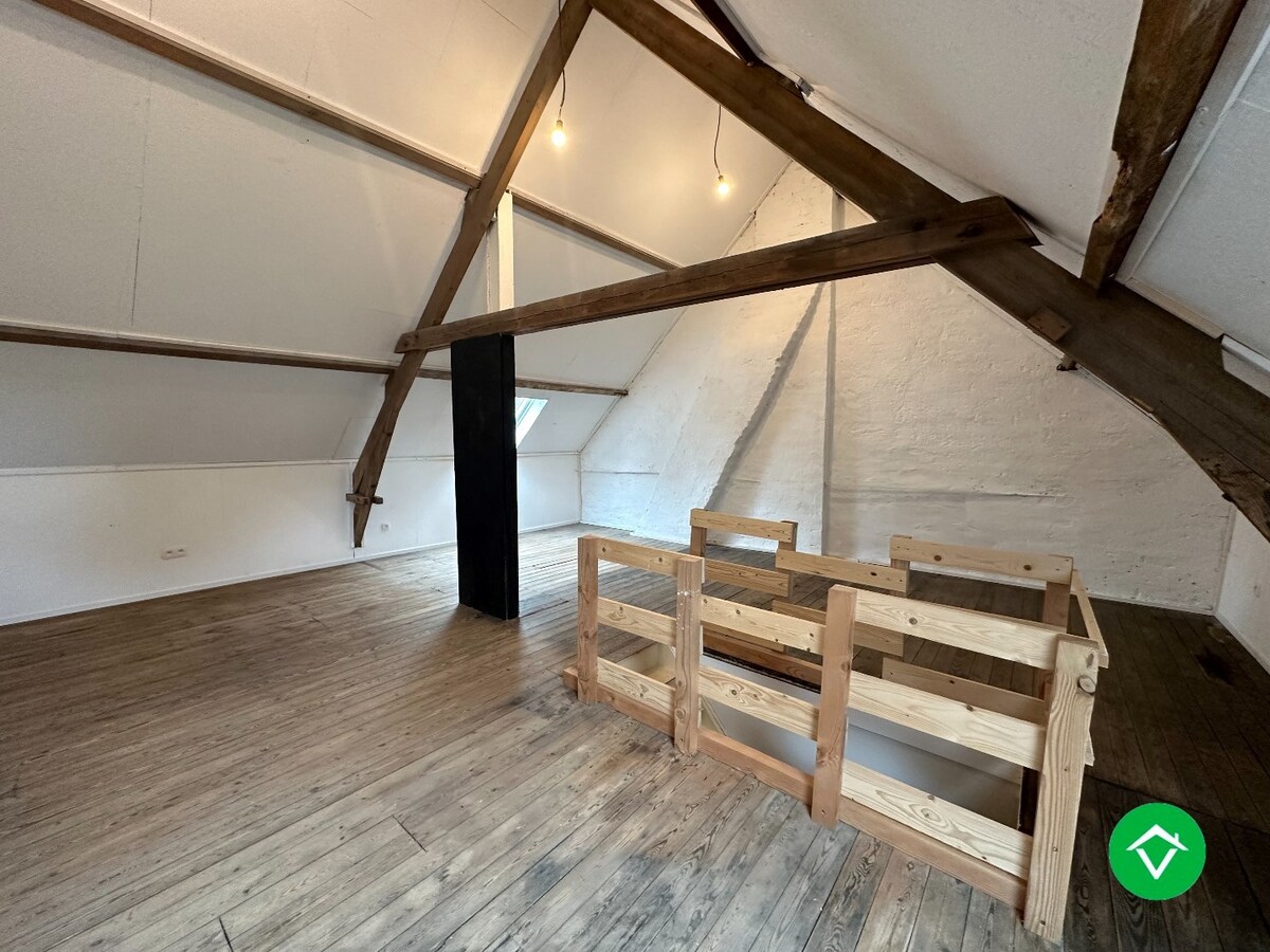 Charmante woning met tuin en garage in Werken. 