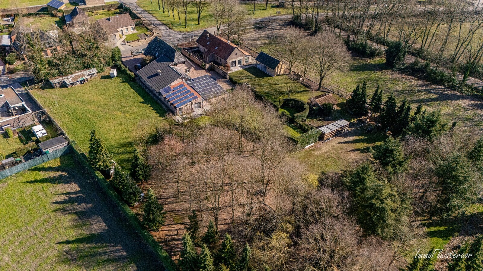 Charmante woning met weide op ca. 2,5 ha te Hechtel-Eksel 