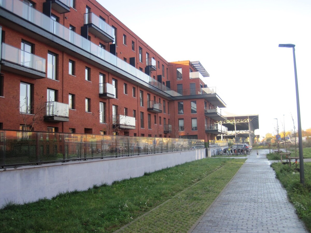 Exclusief design-appartement in hippe buurt ! 