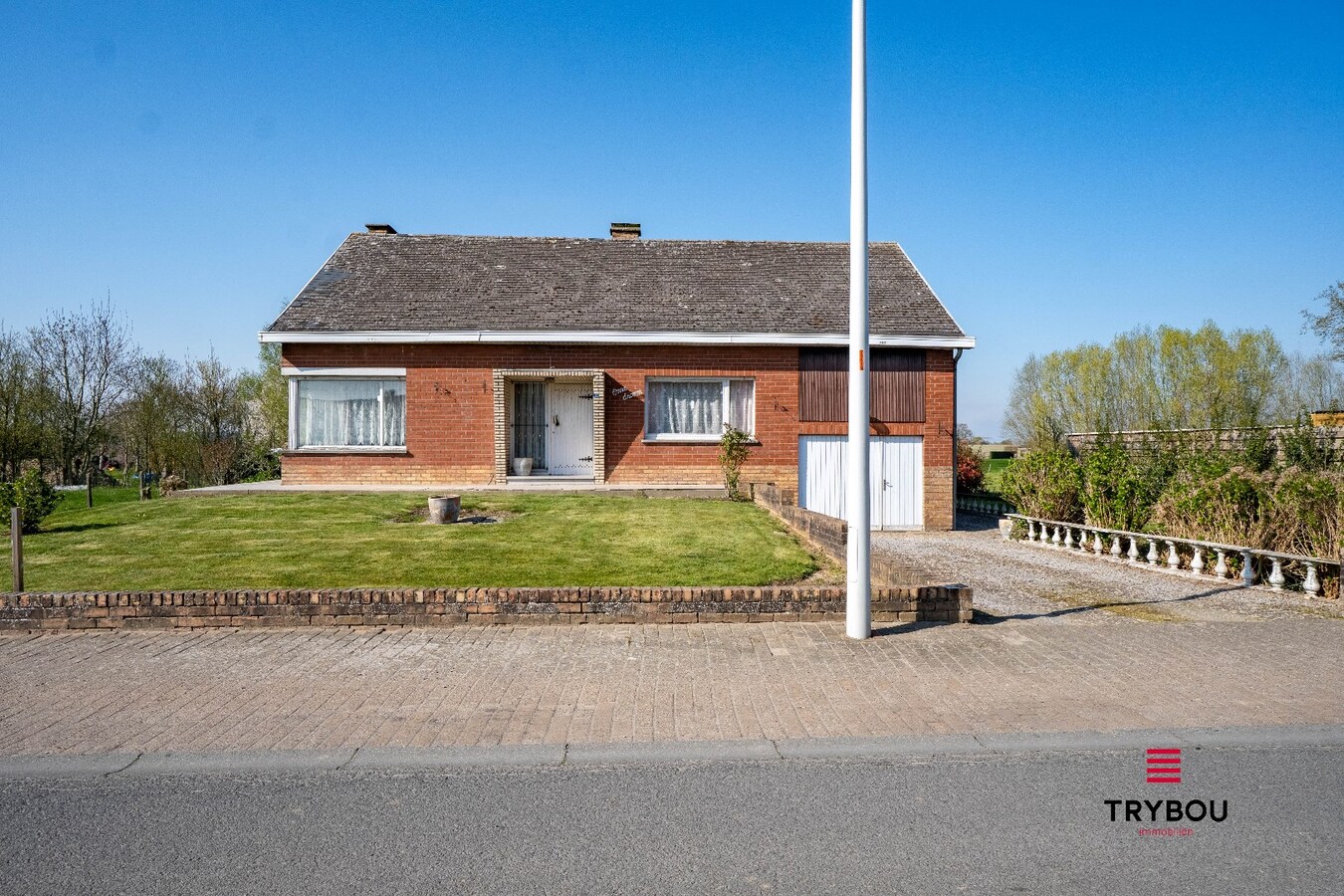 Charmante woning met grote tuin en tal van mogelijkheden 