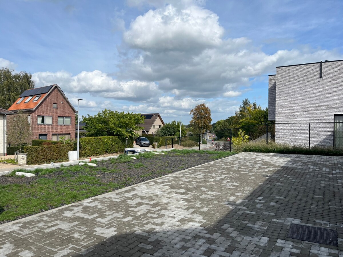 Nieuwbouwwoning in landelijke hoevestijl 