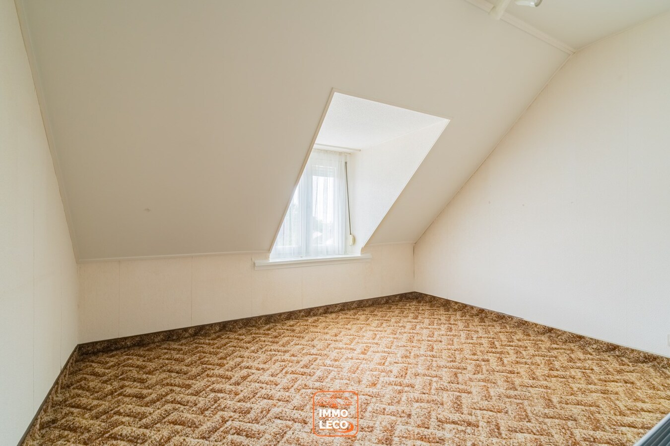 Maison "Semi Plain-Pied" dans un clos résidentiel calme et prisé, COUP DE COEUR 