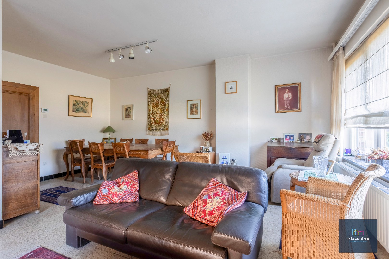 Ruime HOB met 4 slpk, ruime zolder, tuin en garage 