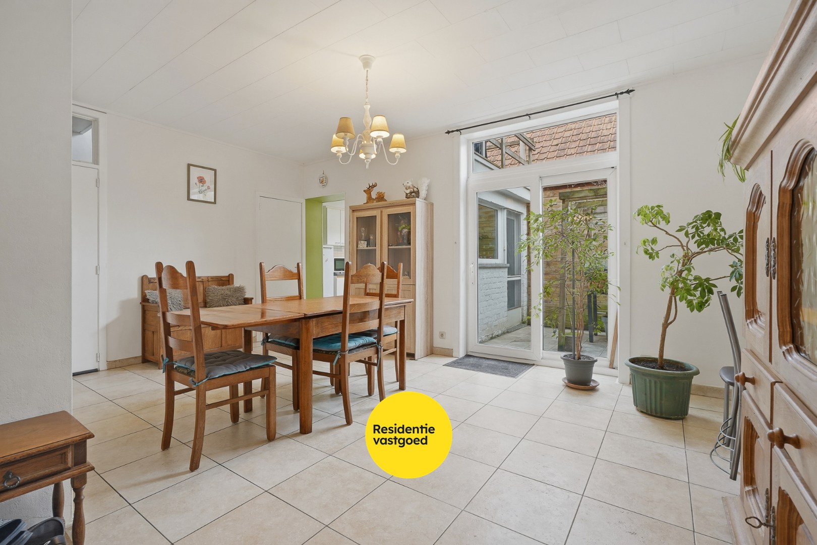 Instapklare woning in hartje Diksmuide, met zicht op het stadspark! 