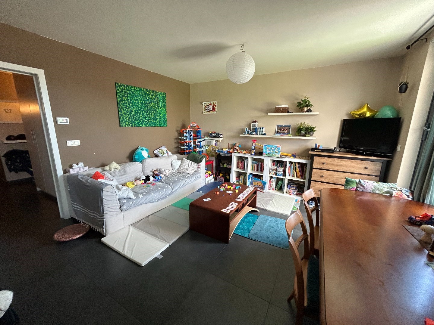 Aangenaam appartement met garage en groot terras 