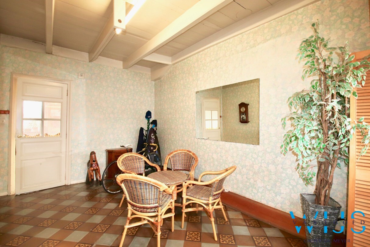 Te renoveren woonhuis in het dorp van Boekhoute ! 