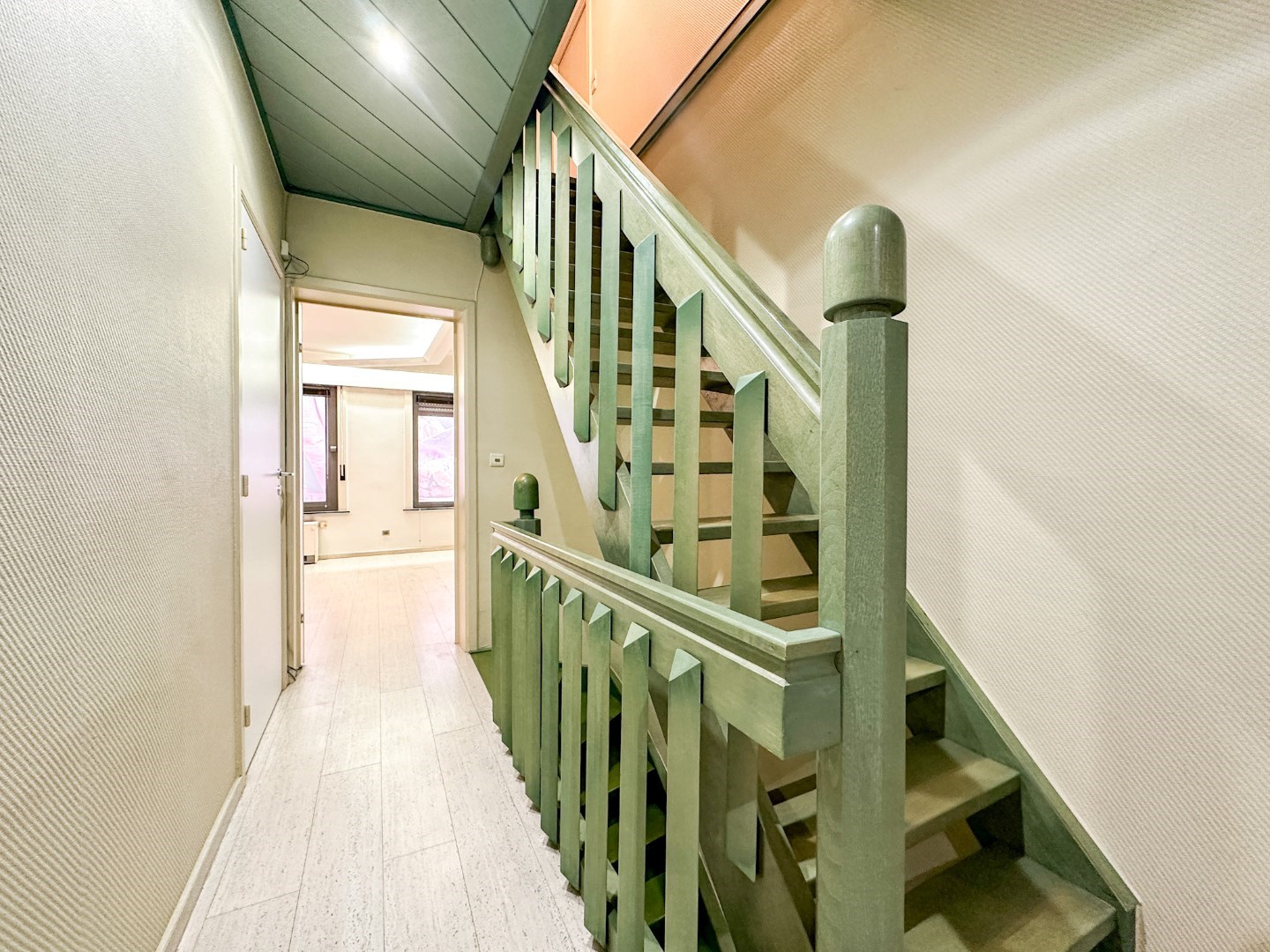 Handelpand met winkel, atelier en woonst, commerciële ligging, Torhout 