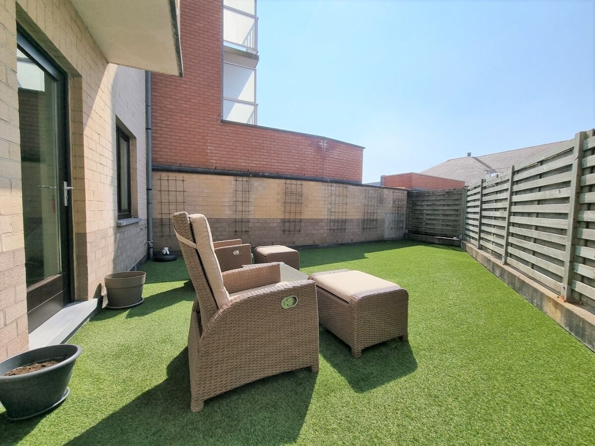 Goed gelegen, ruim  appartement met 3 slaapkamers en zonnige tuin - Heist 