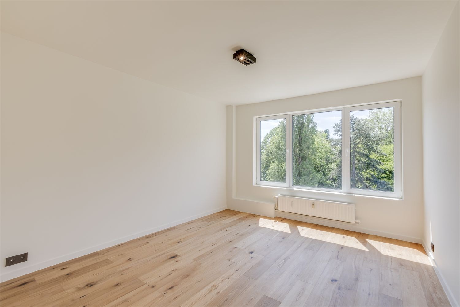 Hoogwaardig appartement met panoramisch zicht op het Citadelpark 
