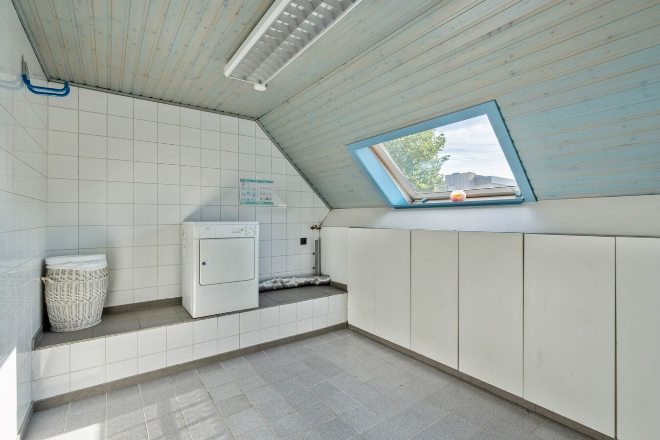 Luxe herenhuis met praktijkruimte in Niel-bij-As 