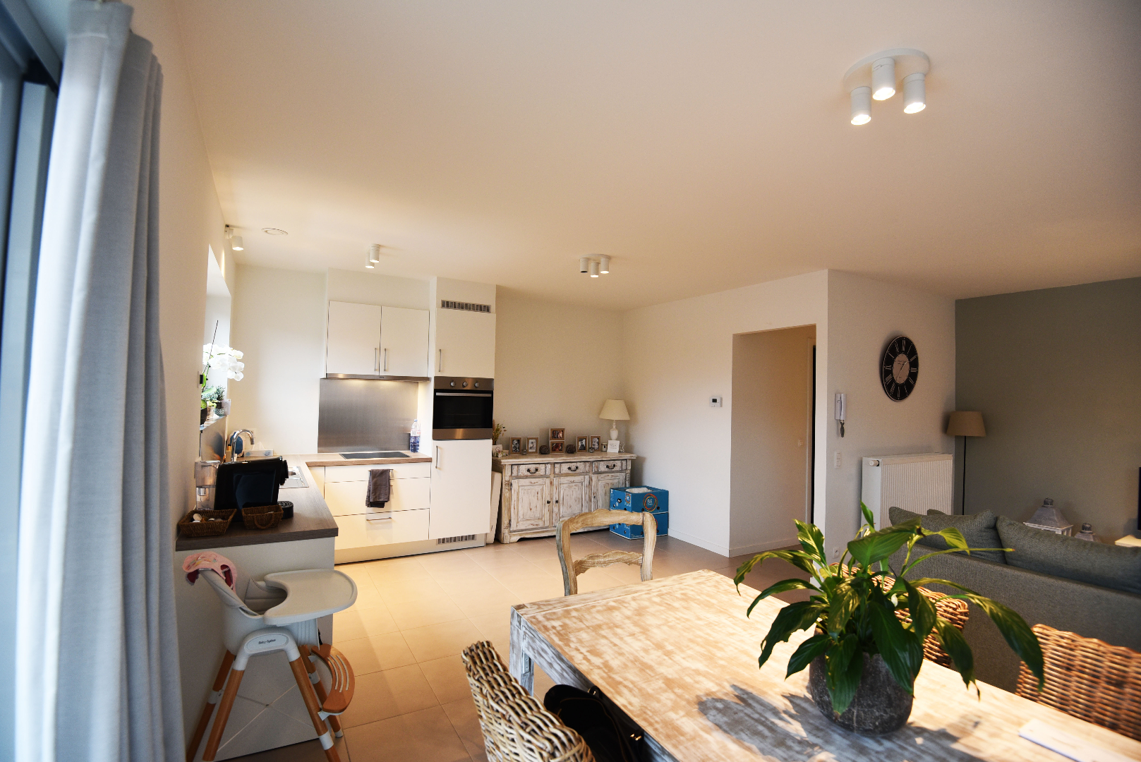 Nieuwbouw app. 2 slpk, terras en autostaanplaats te Maldegem 