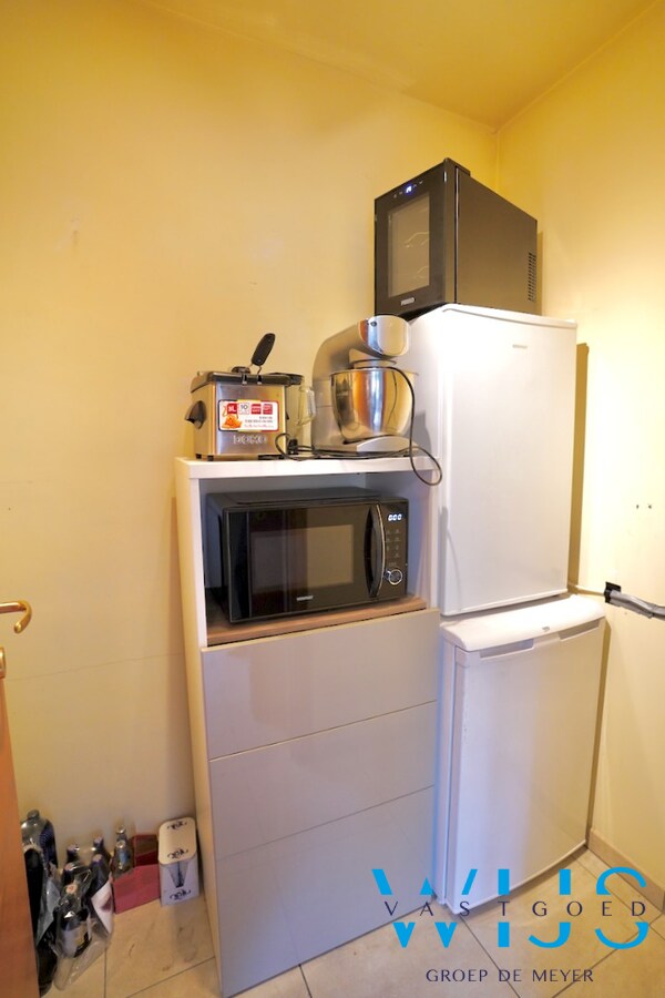 Instapklaar appartement met terras en aparte garage te ERTVELDE ! 