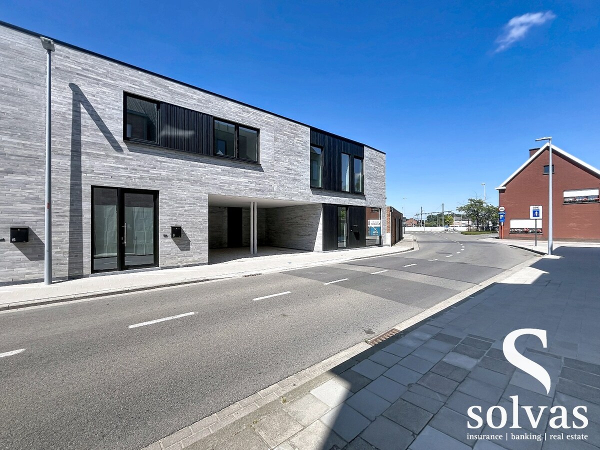 Nieuwbouwwonining met 4 slaapkamers in hartje Aalter op toplocatie. 