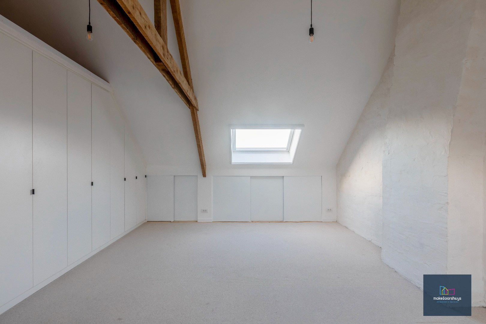 Instapklare eigendom met tuin te Mariakerke 