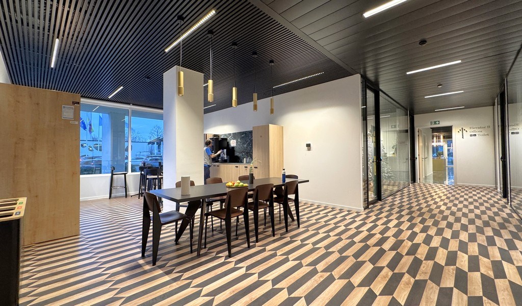 Full service kantoren in Humgy Singel te Berchem