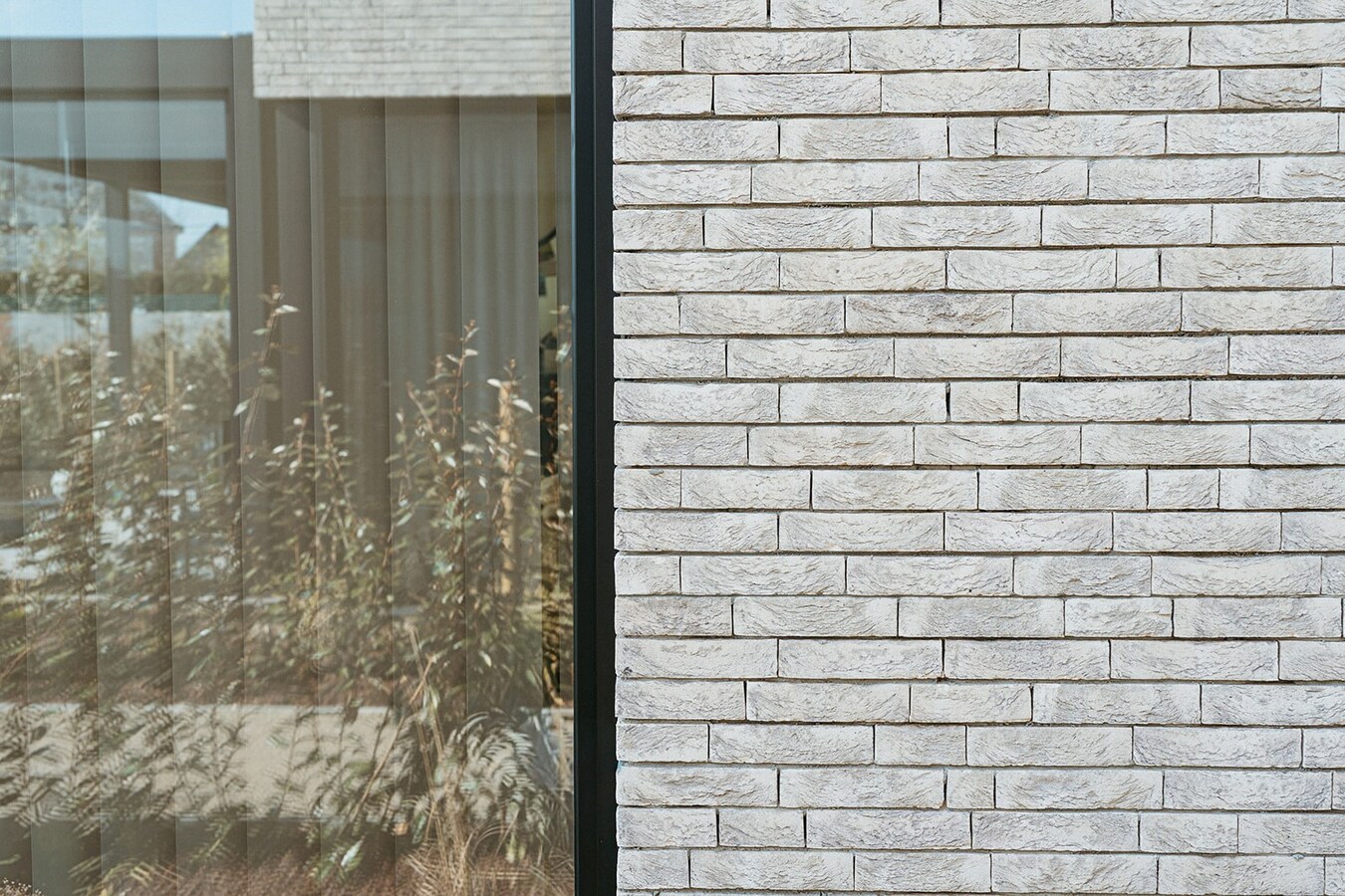 HOOGWAARDIG WONEN IN HET HART VAN TUILT - 2 EXCLUSIEVE TWEE SLAAPKAMERAPPARTEMENTEN OP DE EERSTE VERDIEPING 