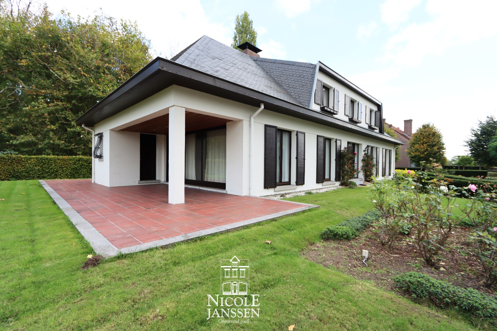 Het perceel ligt volledig in woongebied 