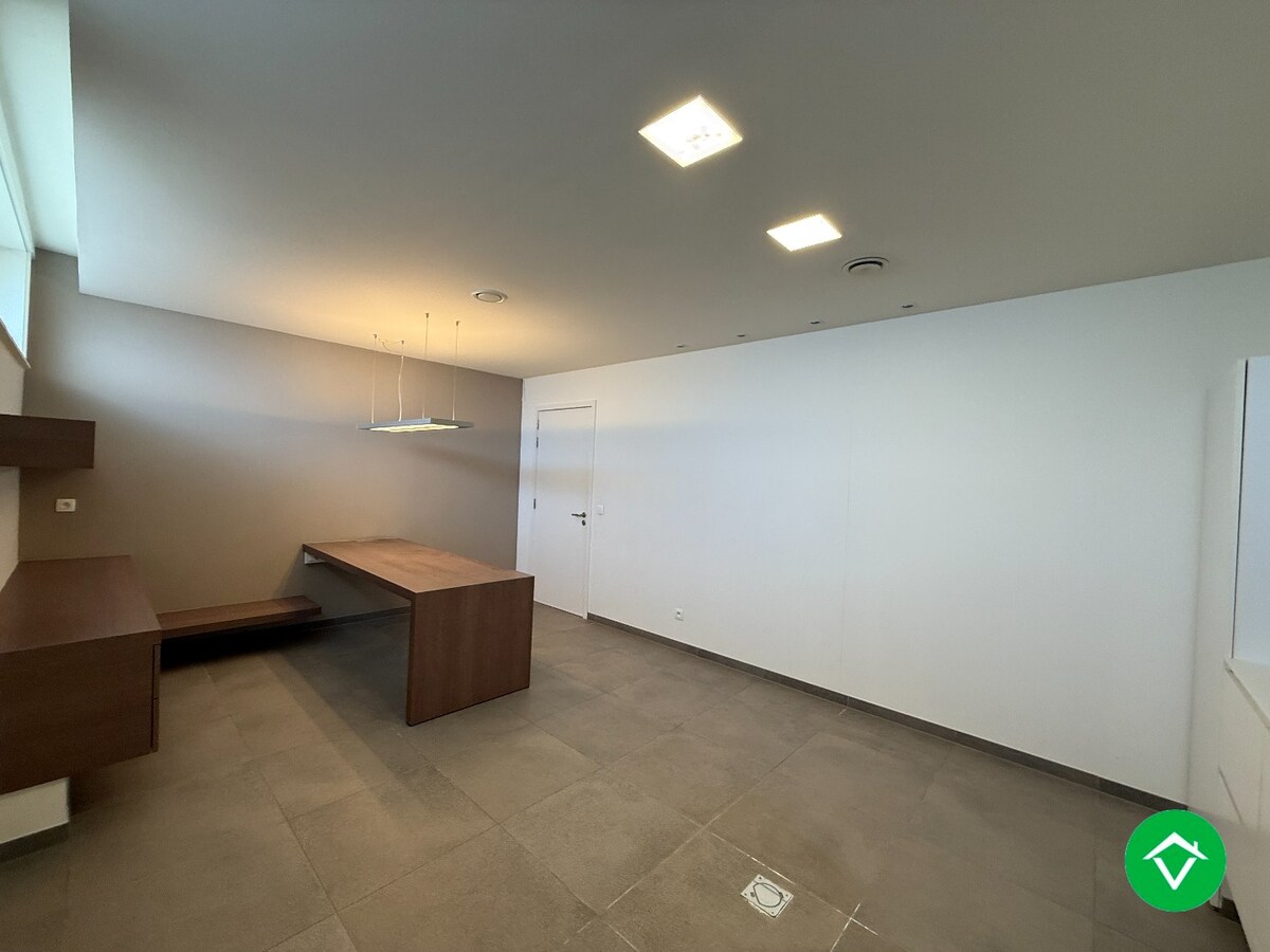 Praktijk/kantoorruimte 20 m² te Gits 