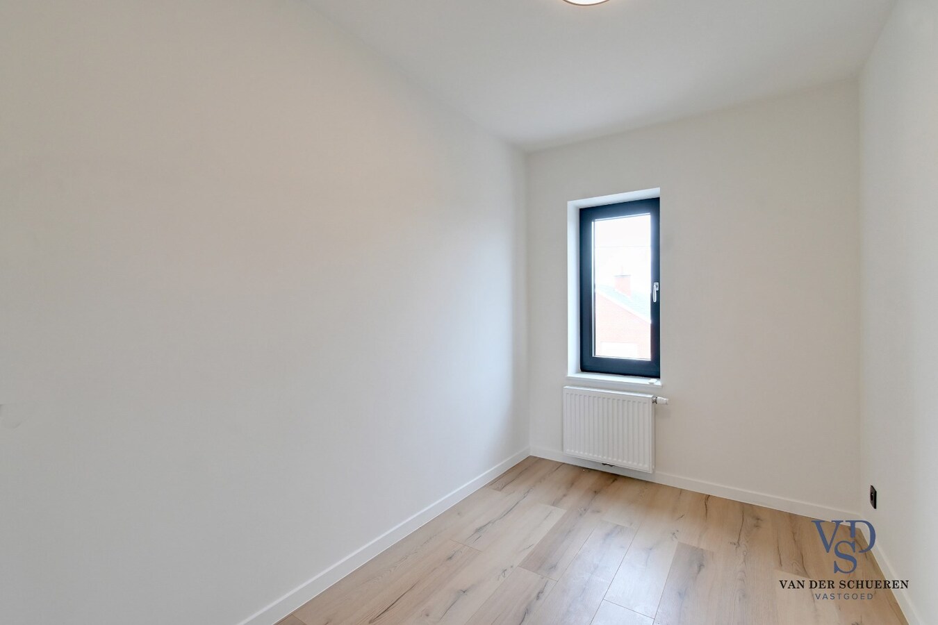 Volledig vernieuwde Half Open. 