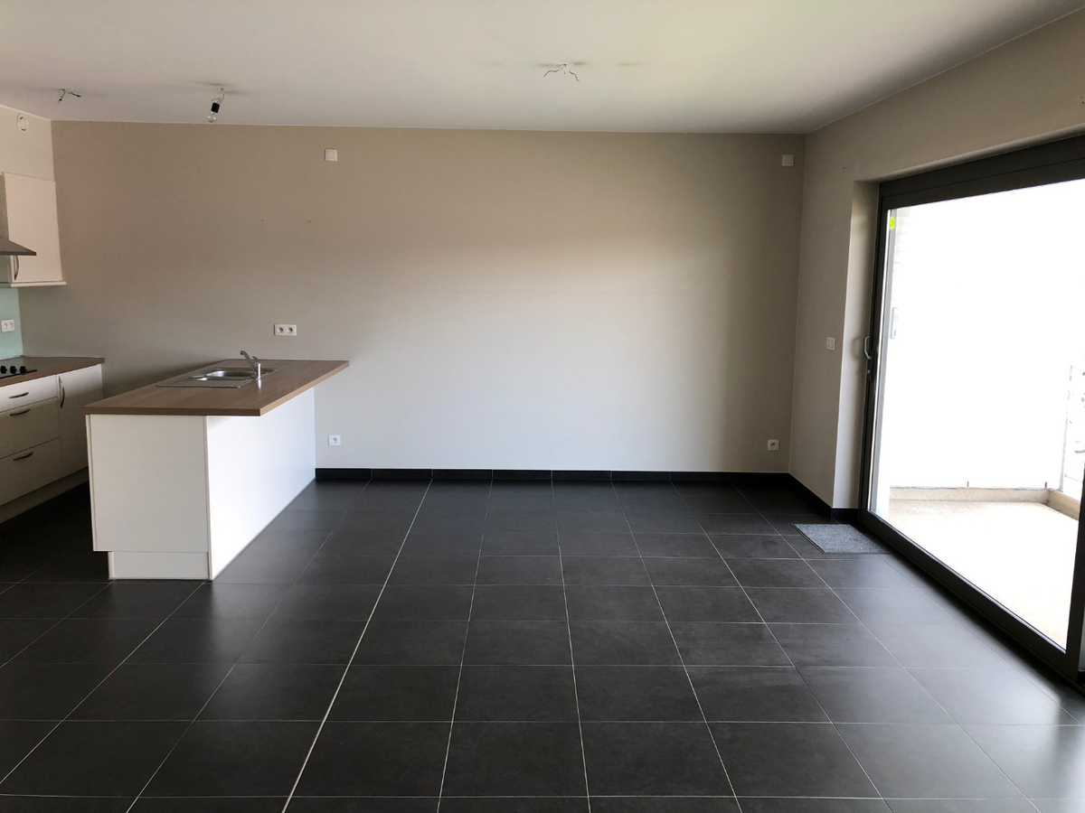 2 slaapkamer appartement op strategische locatie (incl. ondergrondse parking !!). 