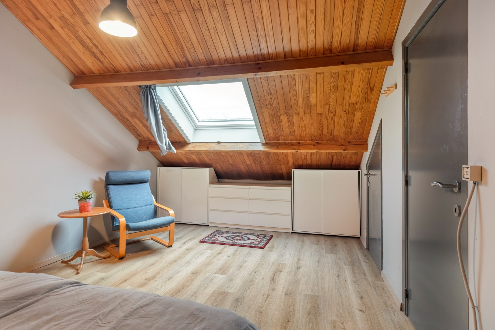 Halfopen bebouwing met 5 slaapkamers, garage en tuin in Kessel-Lo! – EPC 166 kWh/m² - bewoonbare opp. 180 m² 