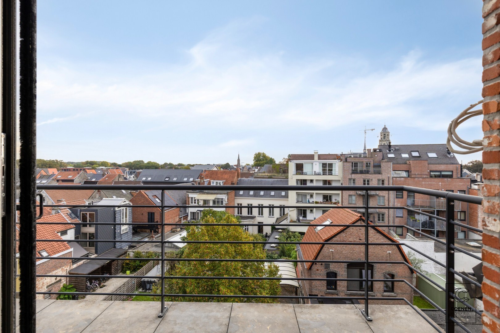 Prachtig duplux appartement met een bew. opp. van 120 m², twee slpk en 2 x terras op een absolute toplocatie te  centrum Lier! 