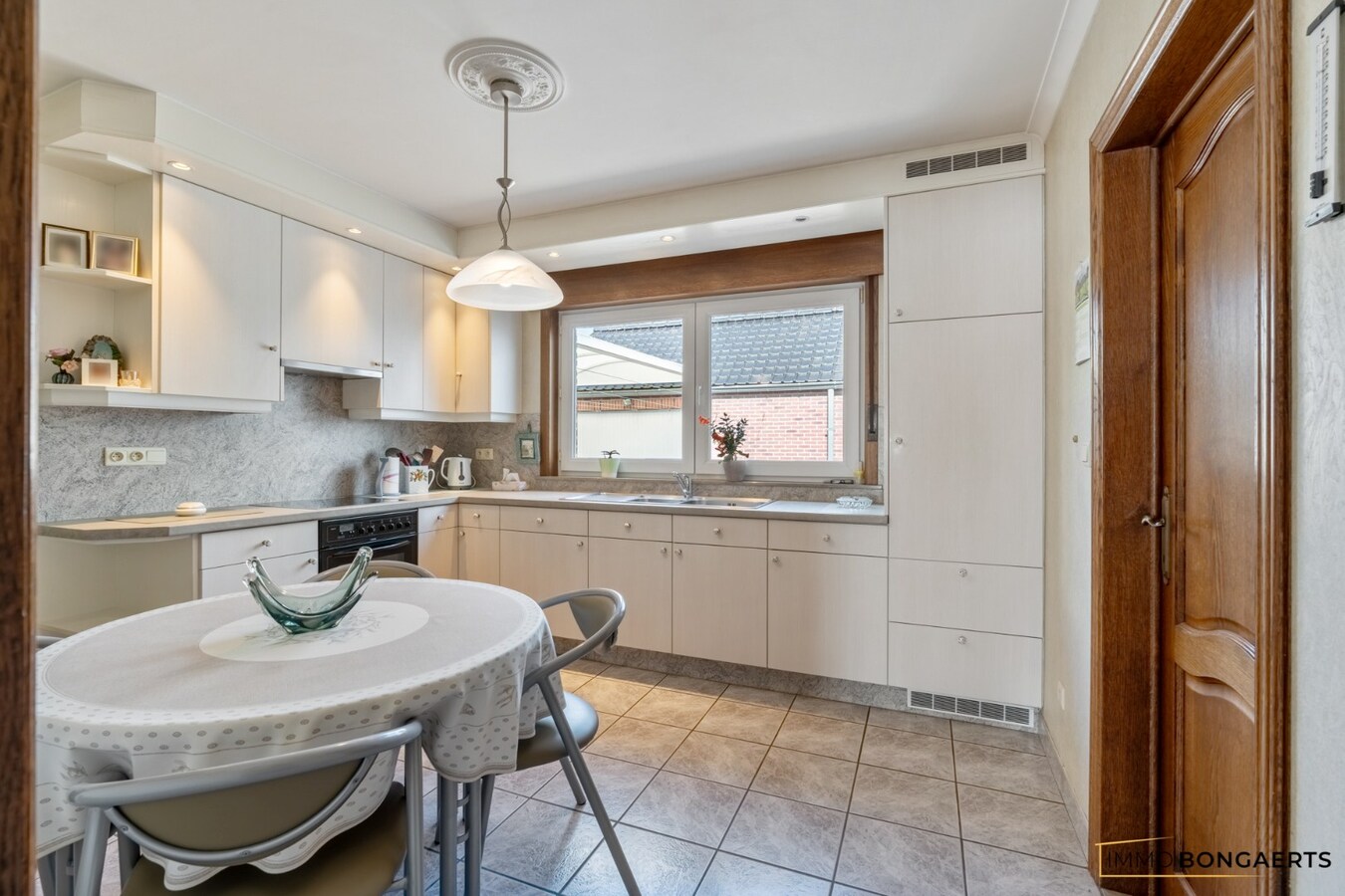 Woning met onderhoudsvriendelijke tuin 