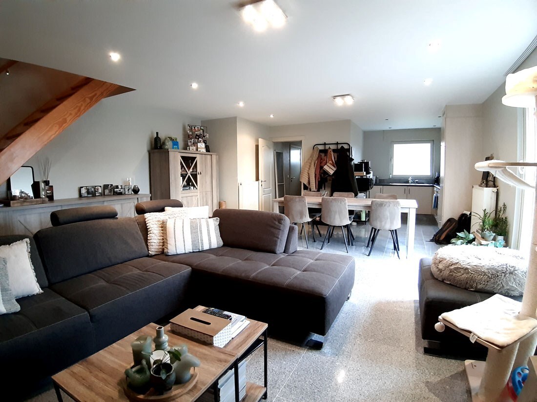 Duplex Appartement op 1ste en 2de verdieping te Helchteren 