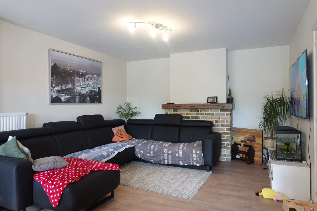 Ruim appartement op uitstekende locatie met garage 