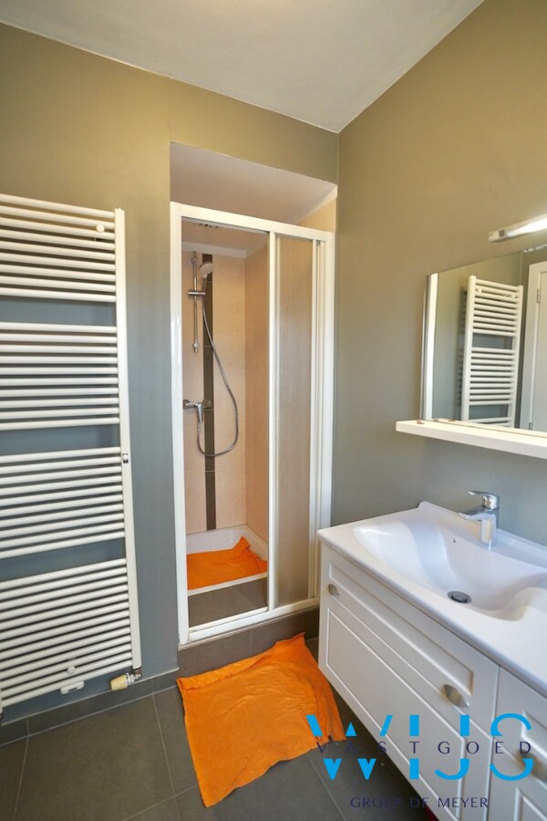 Tof duplex appartement in hartje Ertvelde ! 