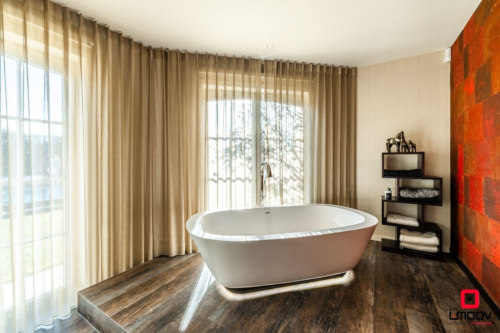 Exclusieve villa met infinity pool en resortgevoel op topligging in Mariakerke 