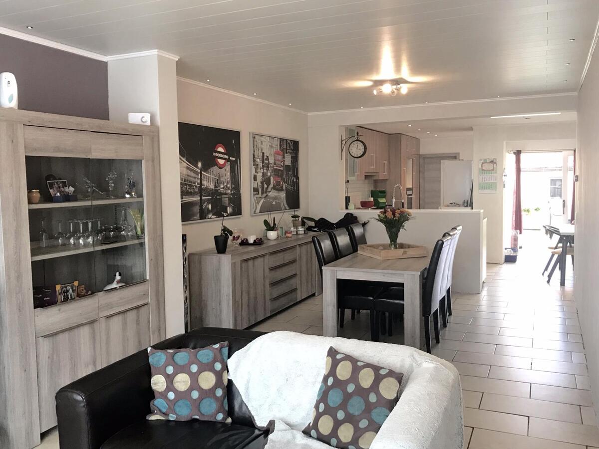 MOOIE GEZINSWONING OP ZEER CENTRALE LIGGING 