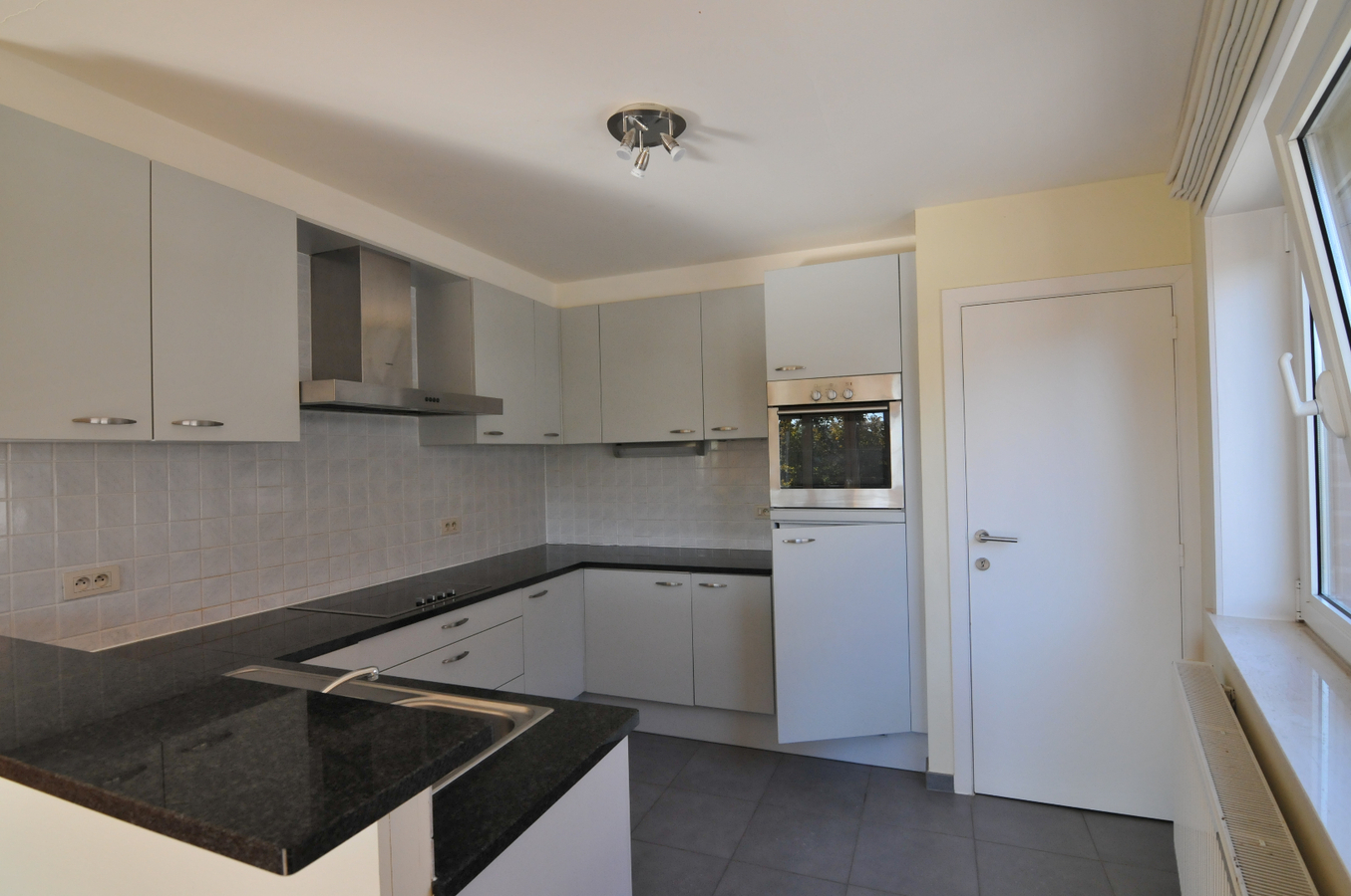 Appartement 2 slaapkamers en mooi terras 