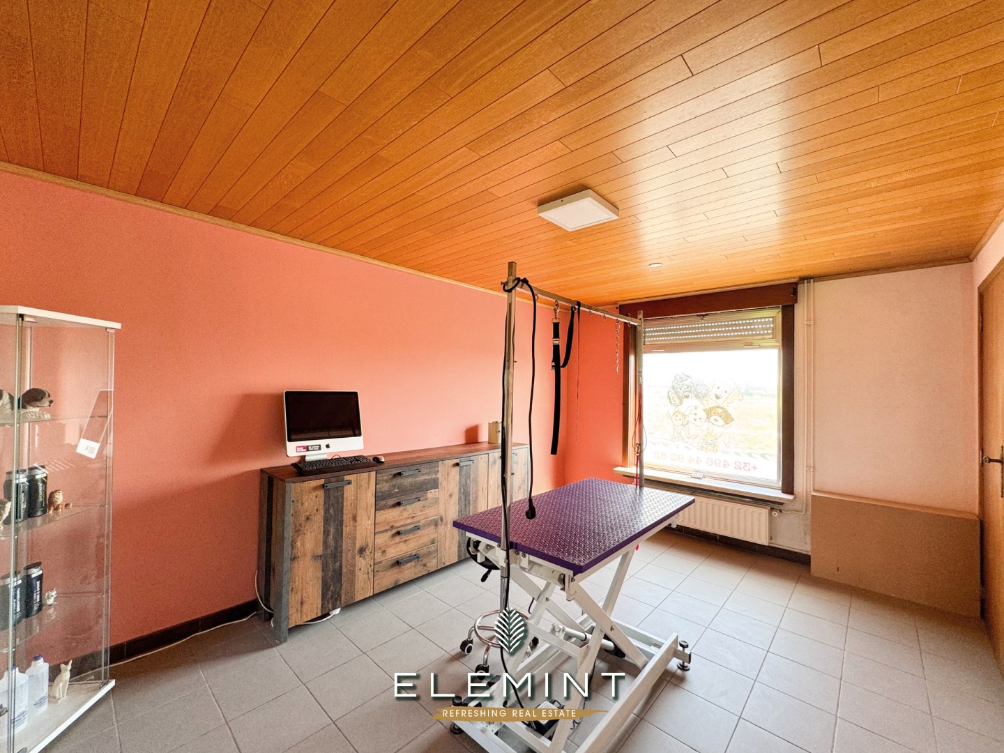 Landelijk gelegen woning met garage op 946m² 