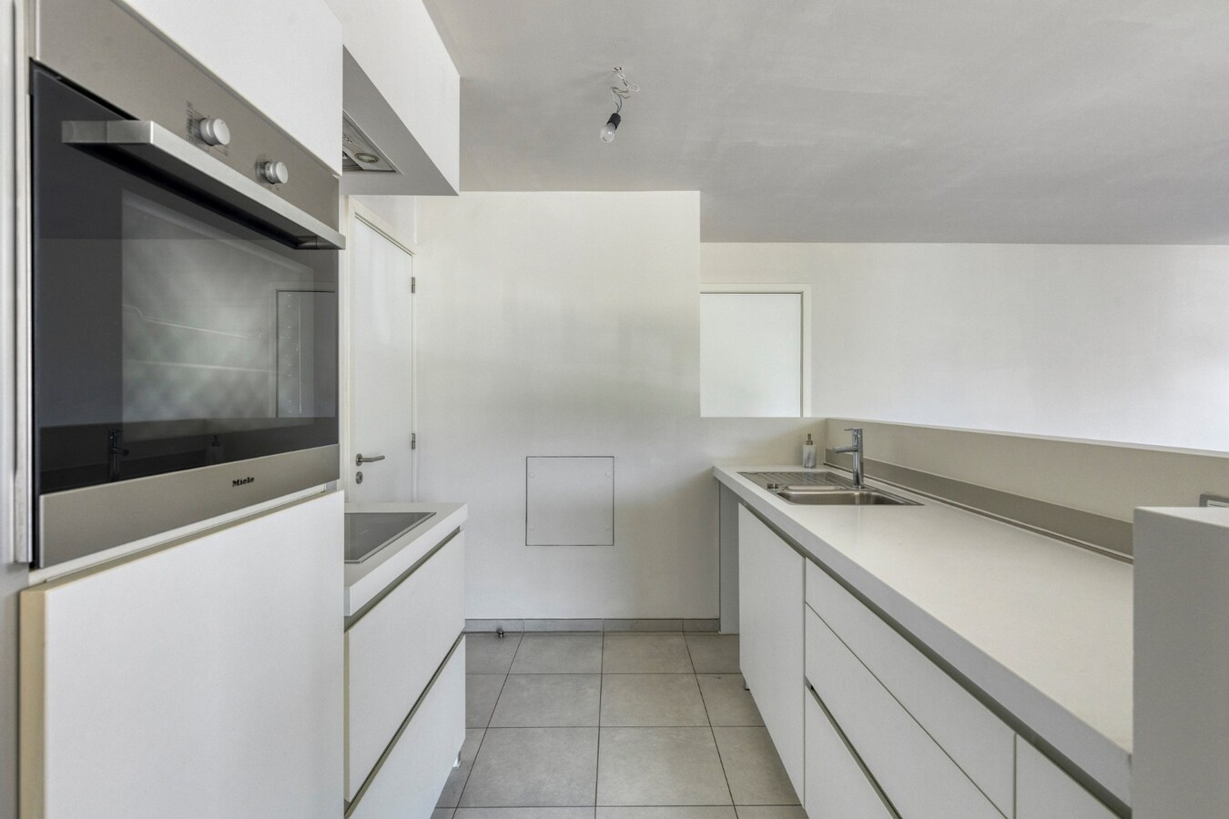 Res. Leiemeersen: instapklaar recent 3-slpks appartement nabij de Watersportbaan 