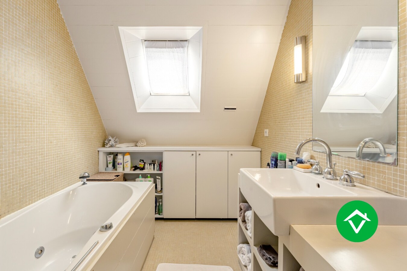 Alleenstaande topper met 3 slaapkamers nabij het Arboretum van Koekelare 