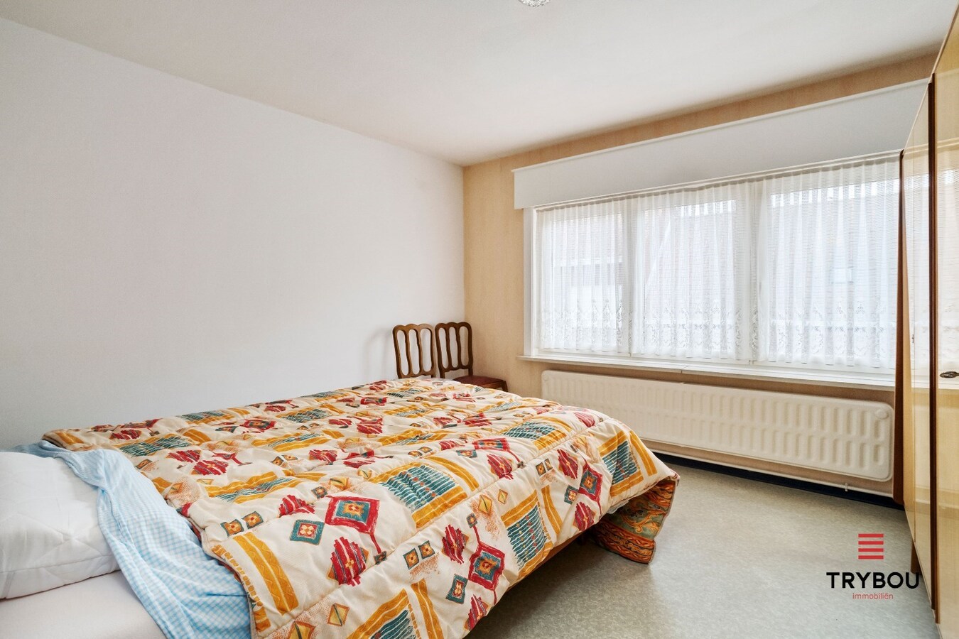 Ruime halfopen woning met 4 slaapkamers en garage 