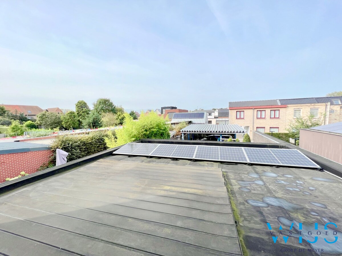 Uniek lichtrijk tweeslaapkamerappartement in hartje ERTVELDE! 