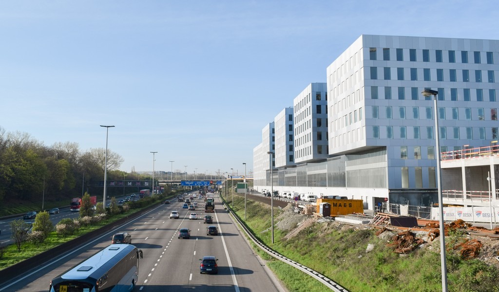 Duurzame kantoren te huur in Post X langs de Ring in Berchem