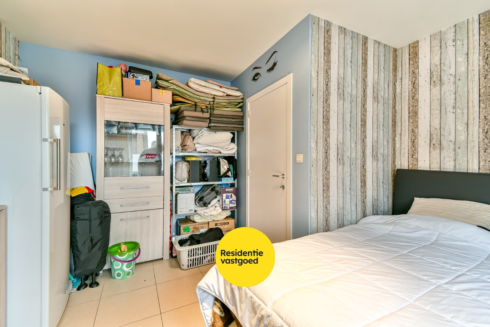 Opbrengsteigendom met 3 appartementen en 3 garages 