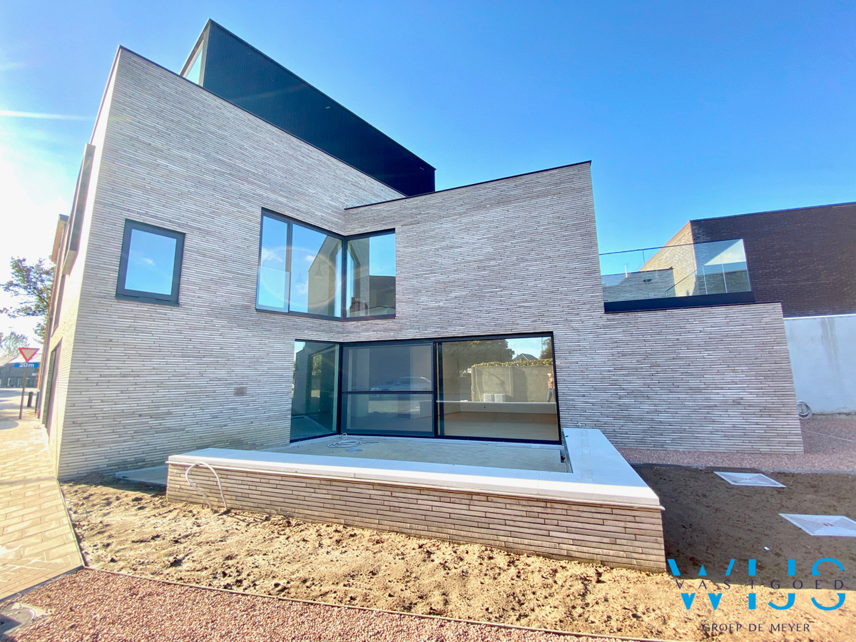 FENOMENAAL appartement met hoge afwerking te KLUIZEN ! 