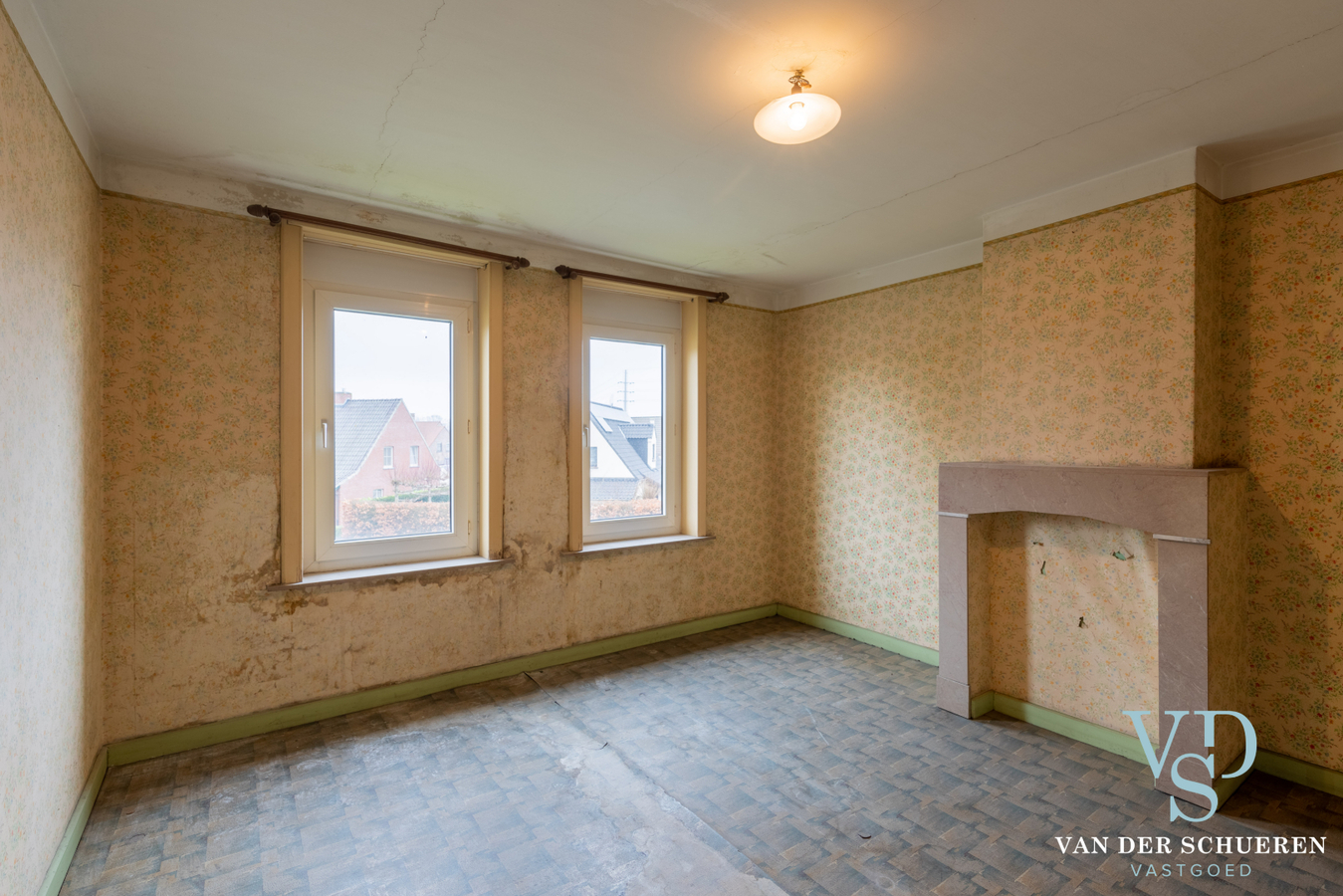 Statige herenwoning met potentieel ! 