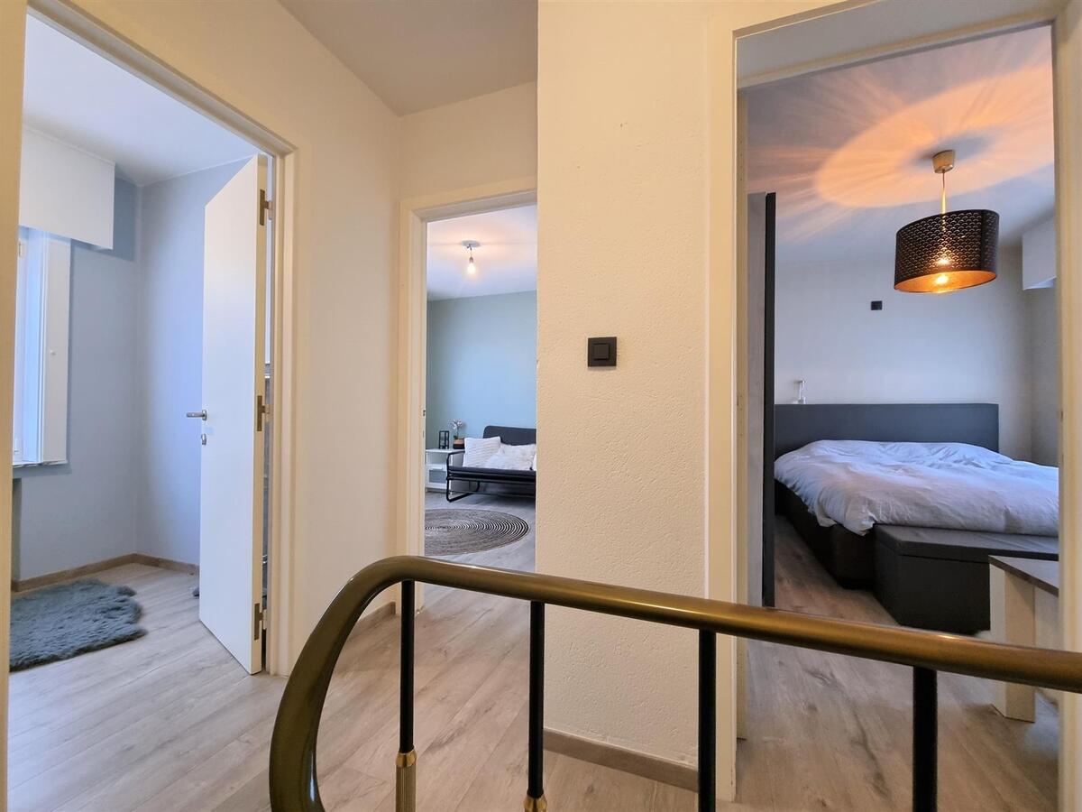 Centraal, doch rustig gelegen leuke bel-étagewoning - Heist 