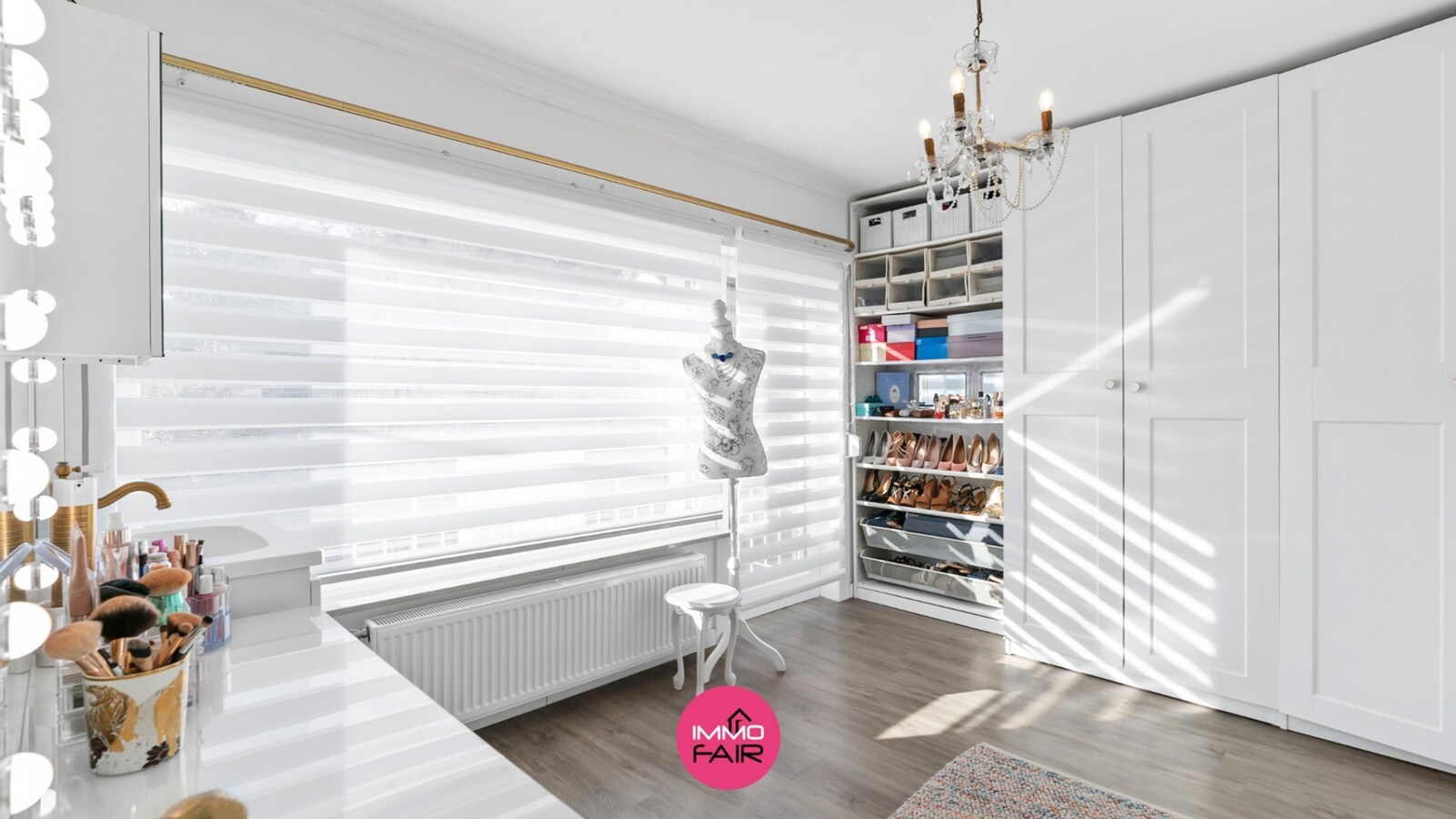 Instapklare gezinswoning met 4 slaapkamers in het hartje van Genk 