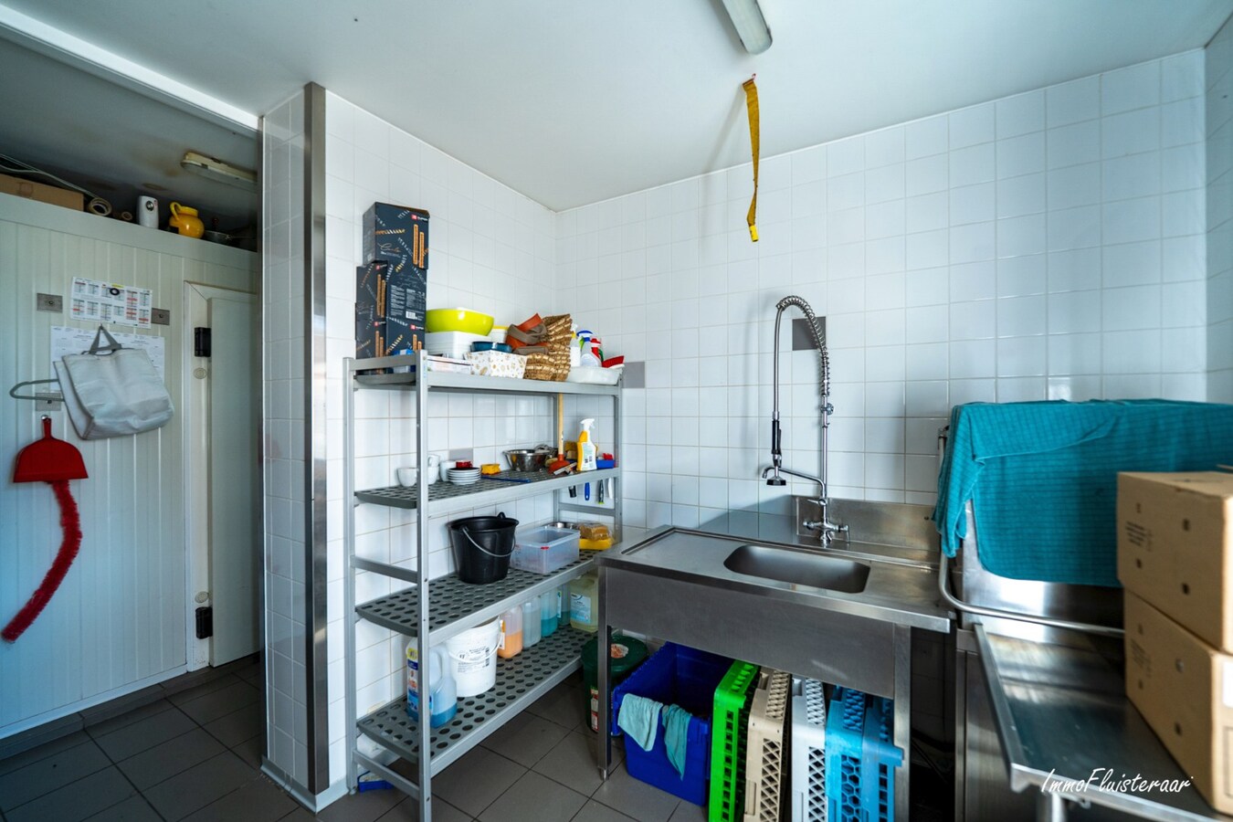 Unieke eigendom met paardenaccommodatie op 33.647 m² in Menen 