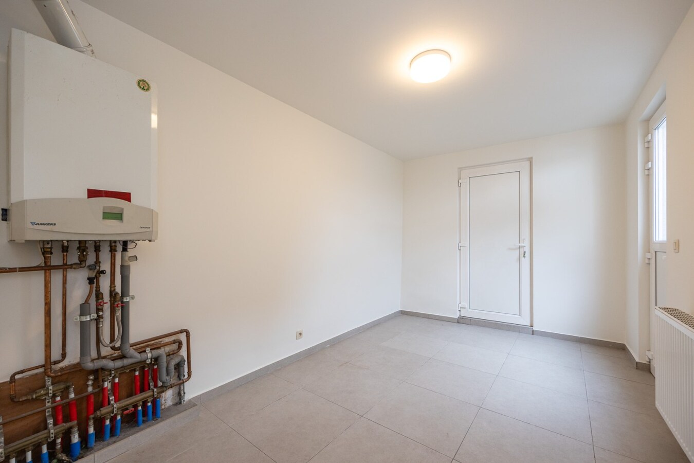 Instapklare woning met 3 slpk en stadstuin te Stabroek! 