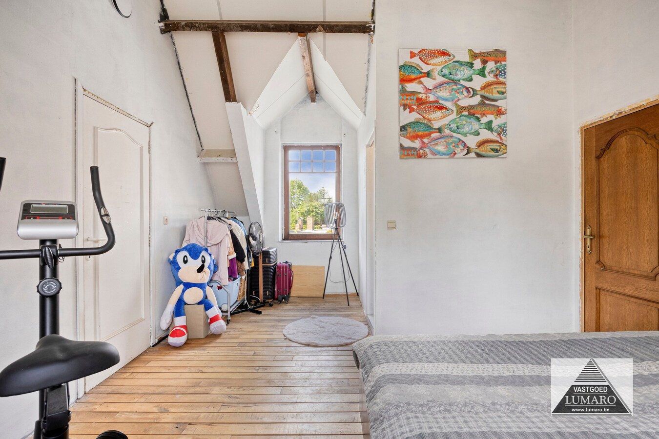 As-centrum: 2 op te knappen woningen met royale tuin 