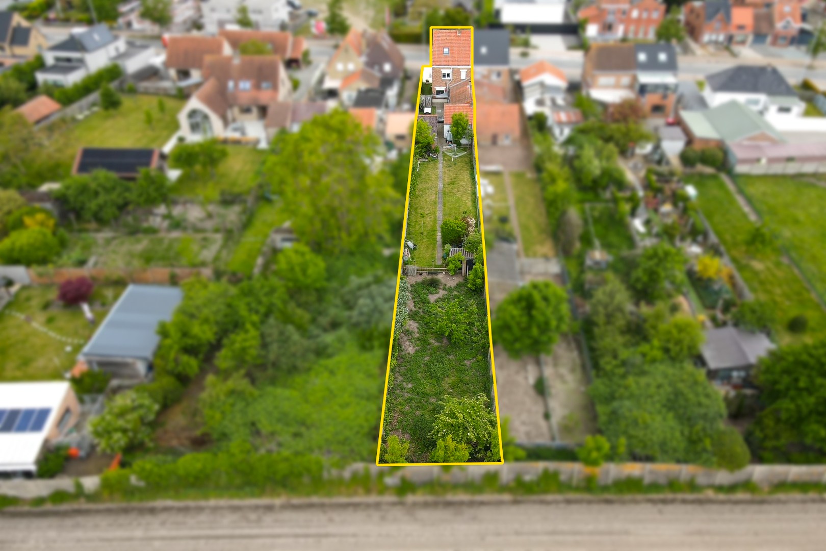 Gezinswoning met ruime tuin 