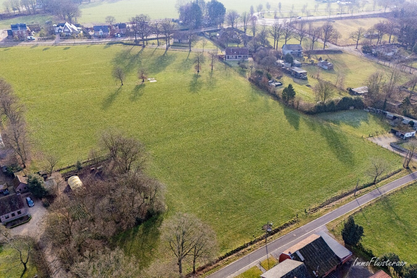 Te renoveren hoeve met stallingen en weides op ca. 7 ha in Hechtel-Eksel 