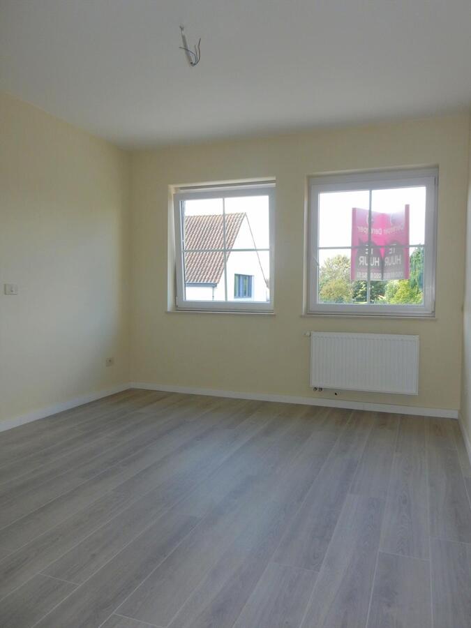 Mooie nieuwbouwwoning met 6 slaapkamers en garage 